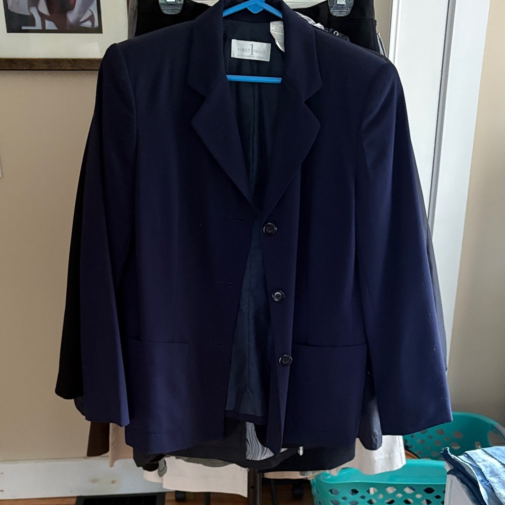 Liz Claiborne Navy Women's Blazer
